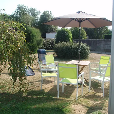 펜션 Maison Spacieuse A Noirmoutier, 7 Pers., Proche Plage, Jardin, Parking - Fr-1-823-61 *